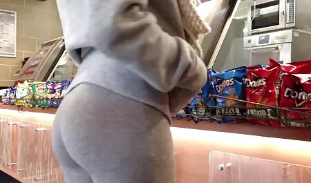 Sasha, hieronta suomi porno sormet pillua Lelu ja sormet