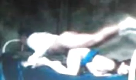 Pornojohtaja ei voi seksivideot suomi nousta ja liittyä kumppaniin