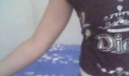 Tämä narttu on hyvin tissit suomi porno mielenkiintoinen.
