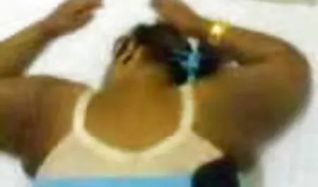 Rillit loistavat hatuksi miehelle sohvalla suomi sex video