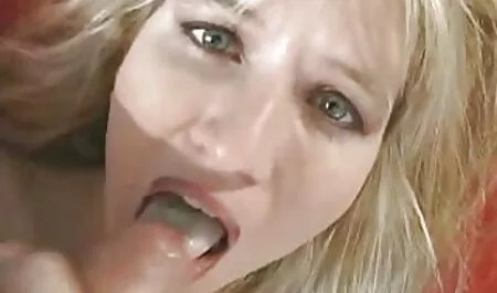 Paholainen polttaa poikaa ja rakastaa suomi kotiporno häntä.