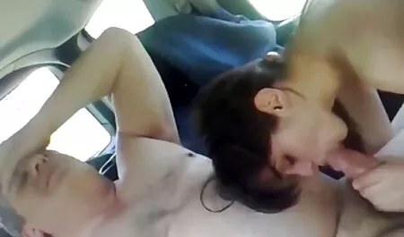Ranskalaiset pitävät hauskaa kolmen vanhemman miehen kanssa. suomi sex tube