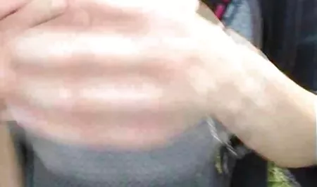 Mies vei suomi amatööri porno vaimonsa kameralle ja laittoi ruuvin nivusiin.