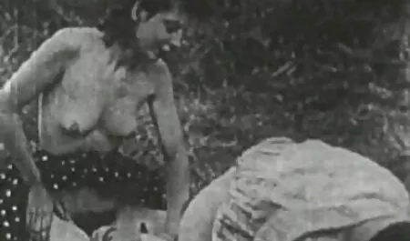 Seksiä autossa suomen porno