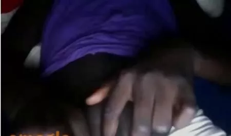 Pojat heittää hattu tyttö seksi videot suomi lyhyt hame ja piristyi hänen rakastaja seksiä.