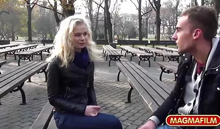 Sukat kameran edessä kaksi suomi porno videot reikää miehen kanssa.
