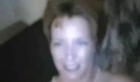 Ukrainan Tussu Valaistus ilmapatjalla uima-altaassa ilmaista suomi pornoa