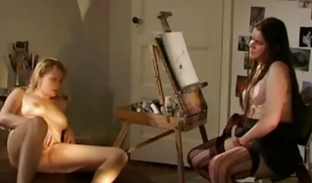Pomo halusi nukkua päiväkirjan kanssa. xhamster suomi
